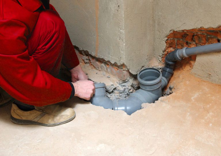 causes of sewer backups