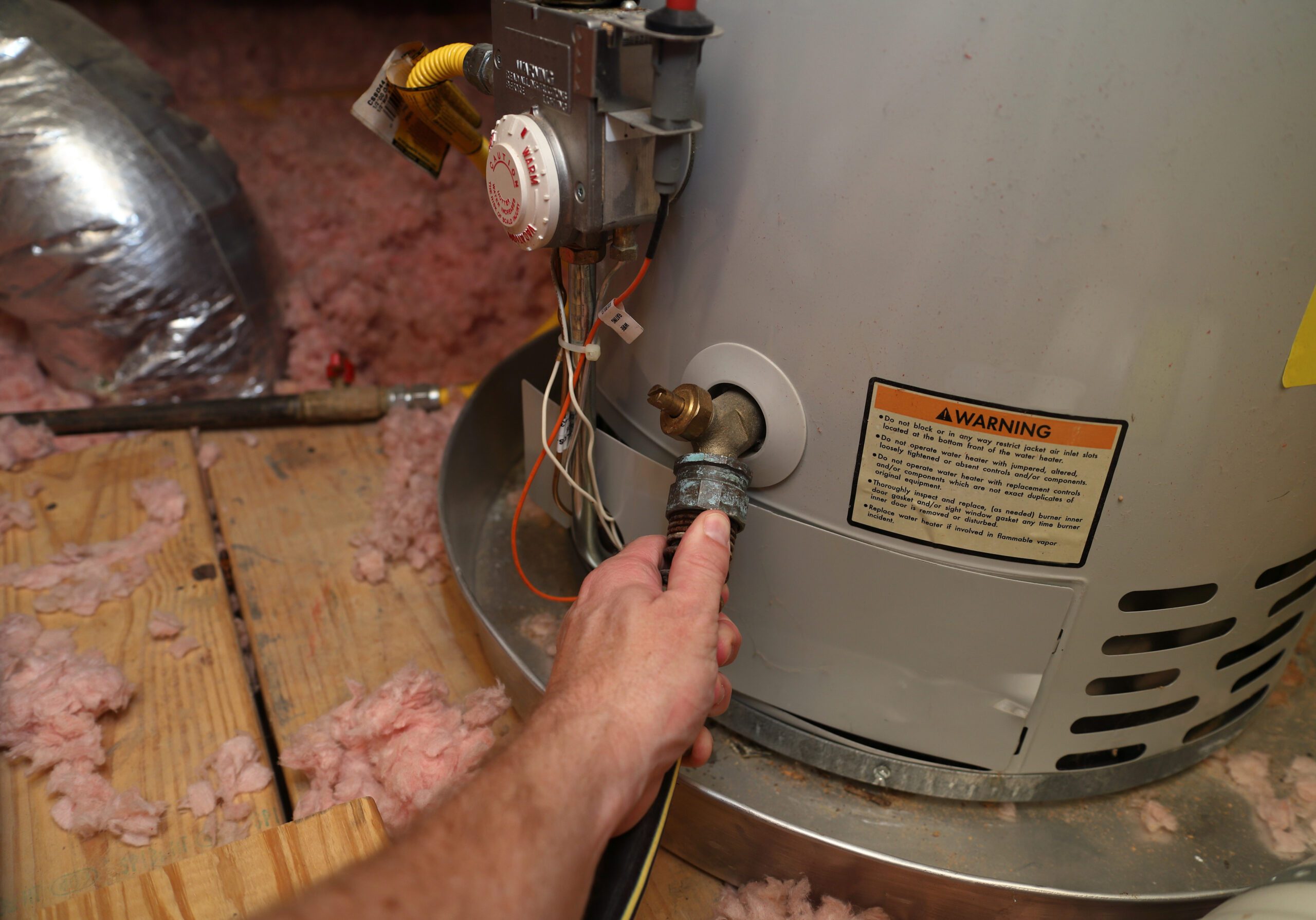 should you adjust water heater temperature